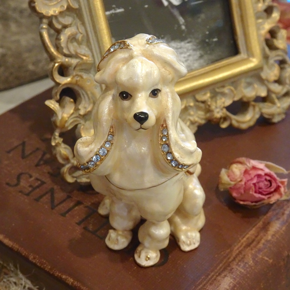 Rucinni Swarovski Crystal French Poodle Cream Enamel Trinket Pill Box Decoration - Picture 7 of 10